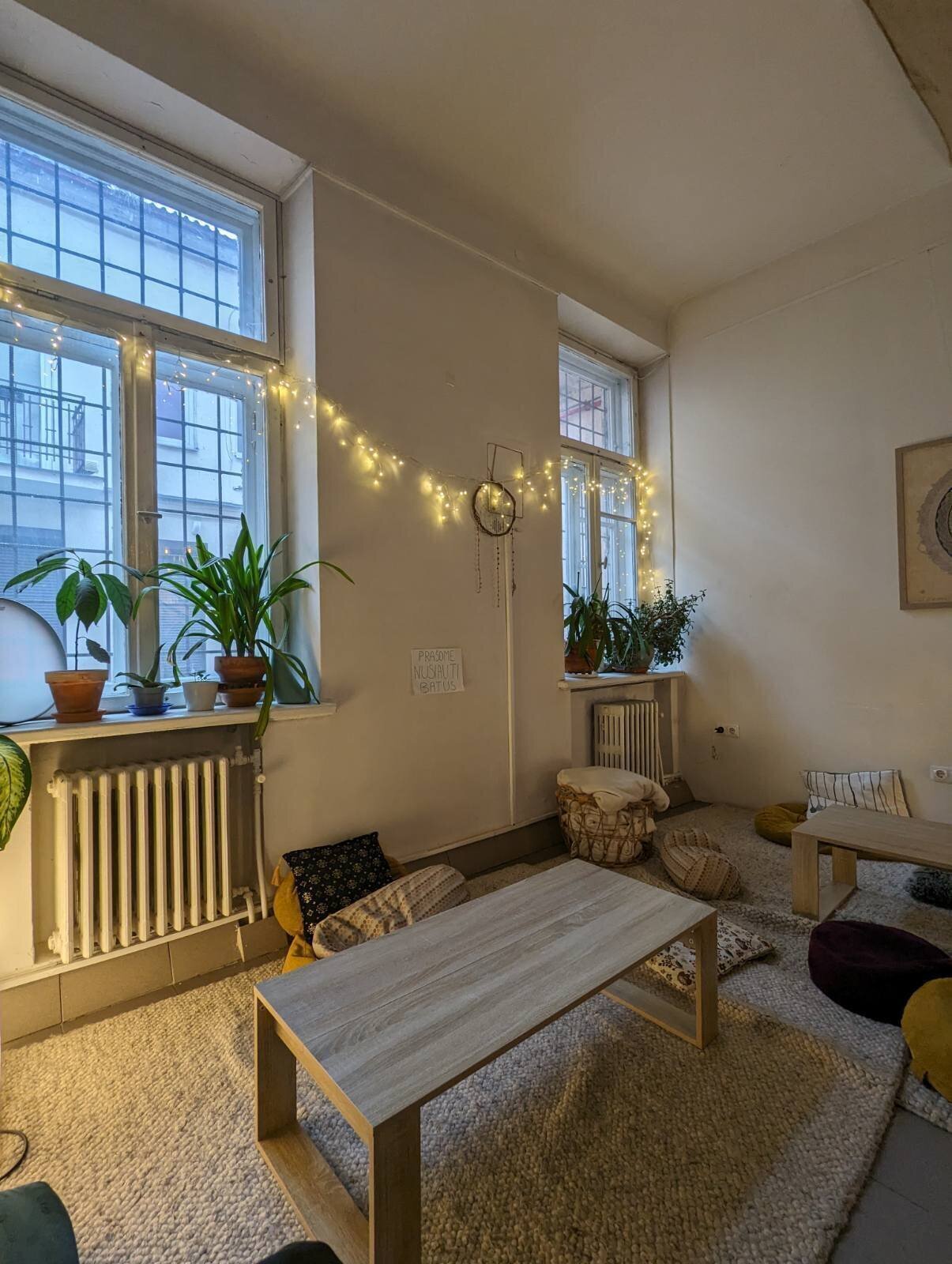 <span class="translation_missing" title="translation missing: en.meta.location_title, location_name: Bundu, city: Kaunas">Location Title</span>