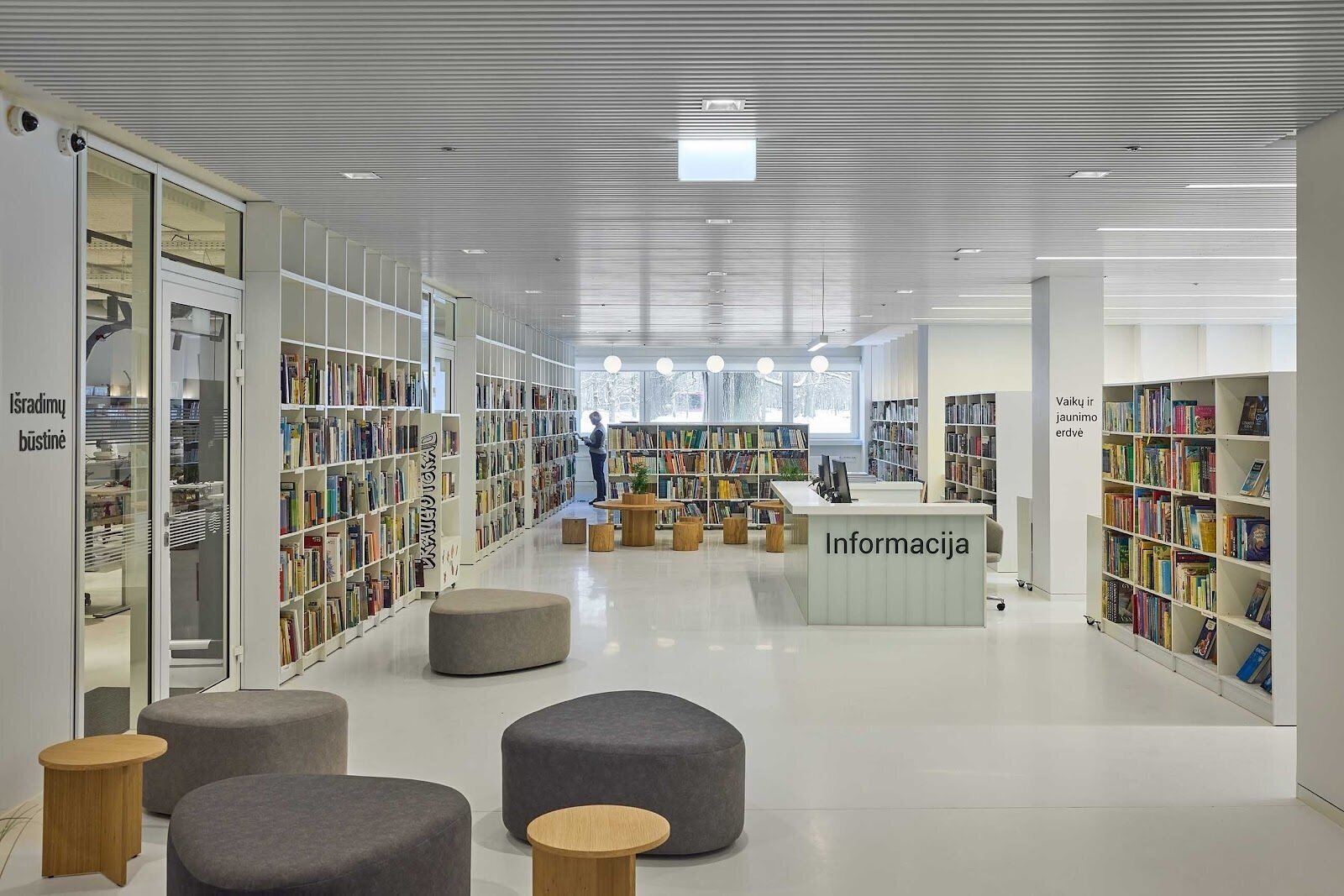 <span class="translation_missing" title="translation missing: en.meta.location_title, location_name: Kaunas County Public Library, city: Kaunas">Location Title</span>