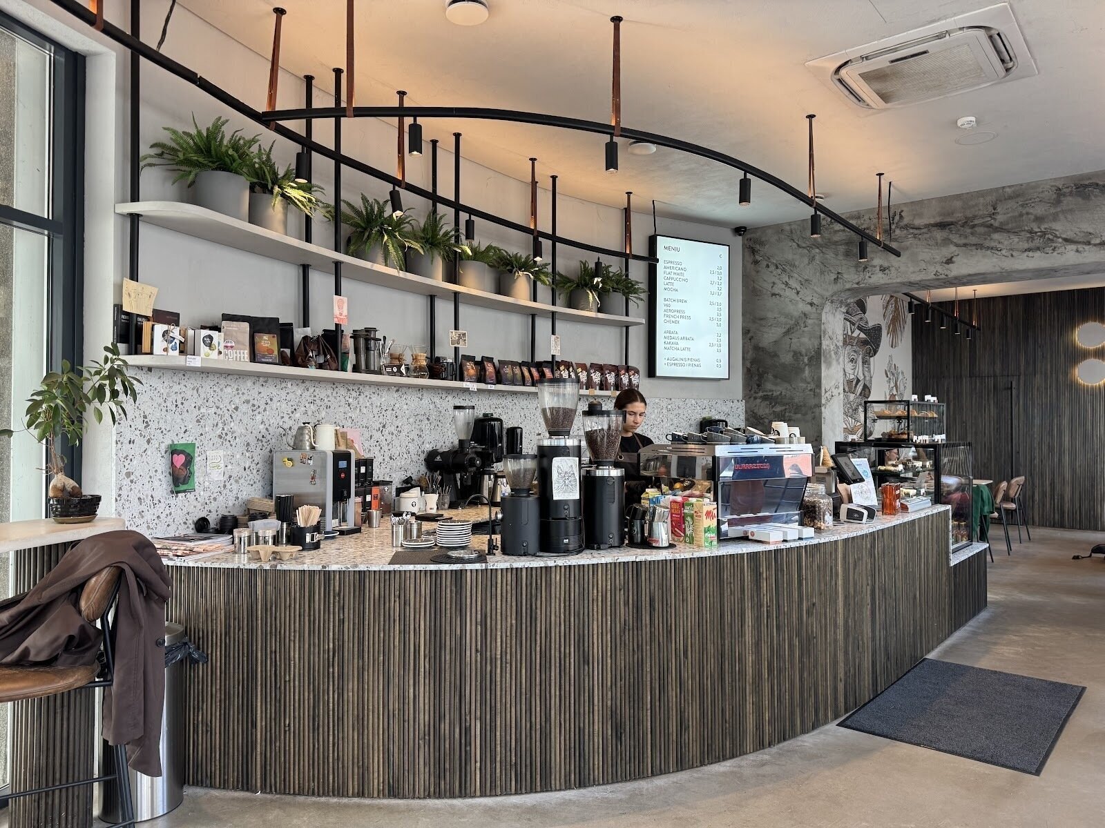 <span class="translation_missing" title="translation missing: en.meta.location_title, location_name: Kavalierius, city: Kaunas">Location Title</span>