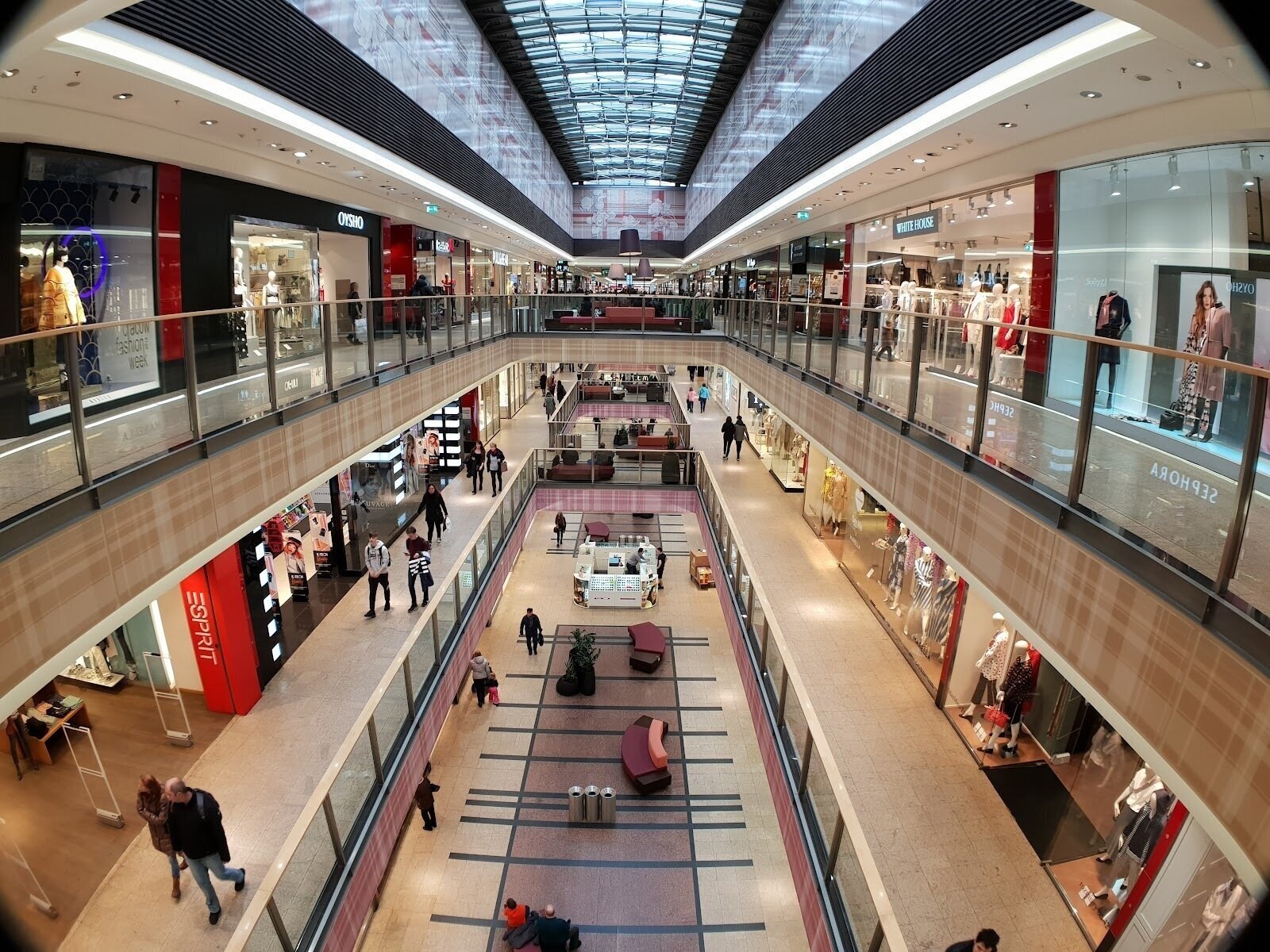 Galeria Krakowska Shopping Mall: A Work-Friendly Place in Kraków