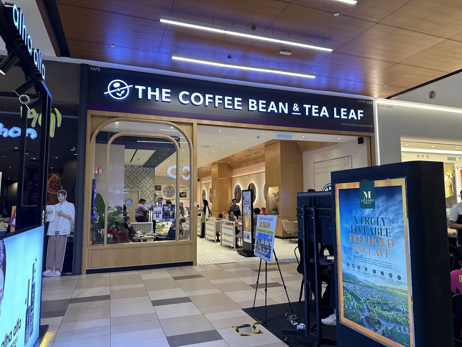 The Coffee Bean & Tea Leaf @ MyTOWN Shopping Centre: A Work-Friendly Place in Kuala Lumpur