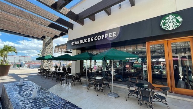 Starbucks @ Galerías La Paz