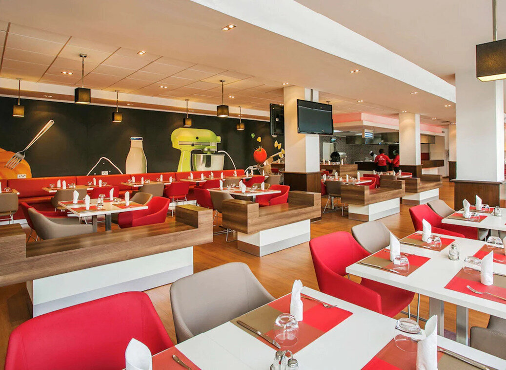 <span class="translation_missing" title="translation missing: en.meta.location_title, location_name: ibis Lagos Ikeja, city: Lagos">Location Title</span>