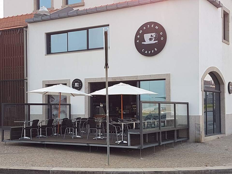 <span class="translation_missing" title="translation missing: en.meta.location_title, location_name: Armazém do Caffè, city: Leça da Palmeira">Location Title</span>