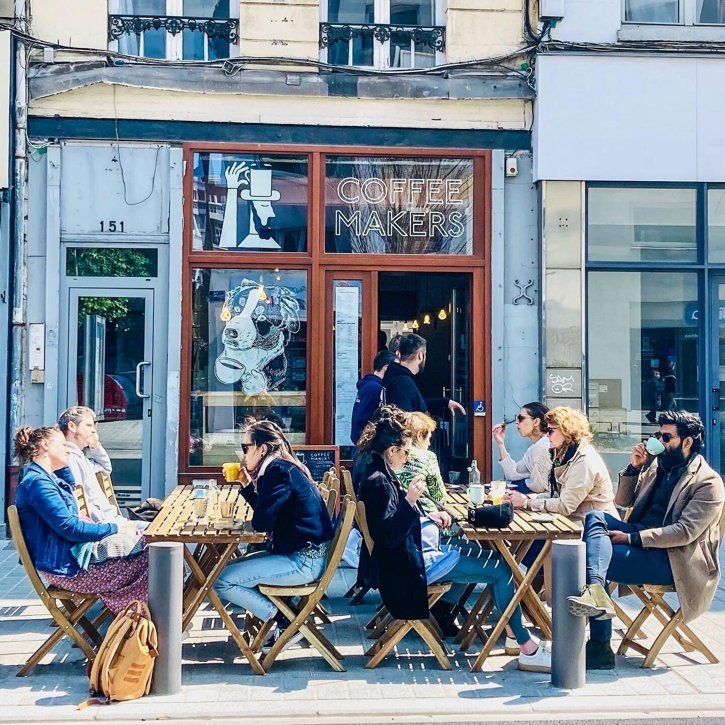 Coffee Makers: A Work-Friendly Place in Lille