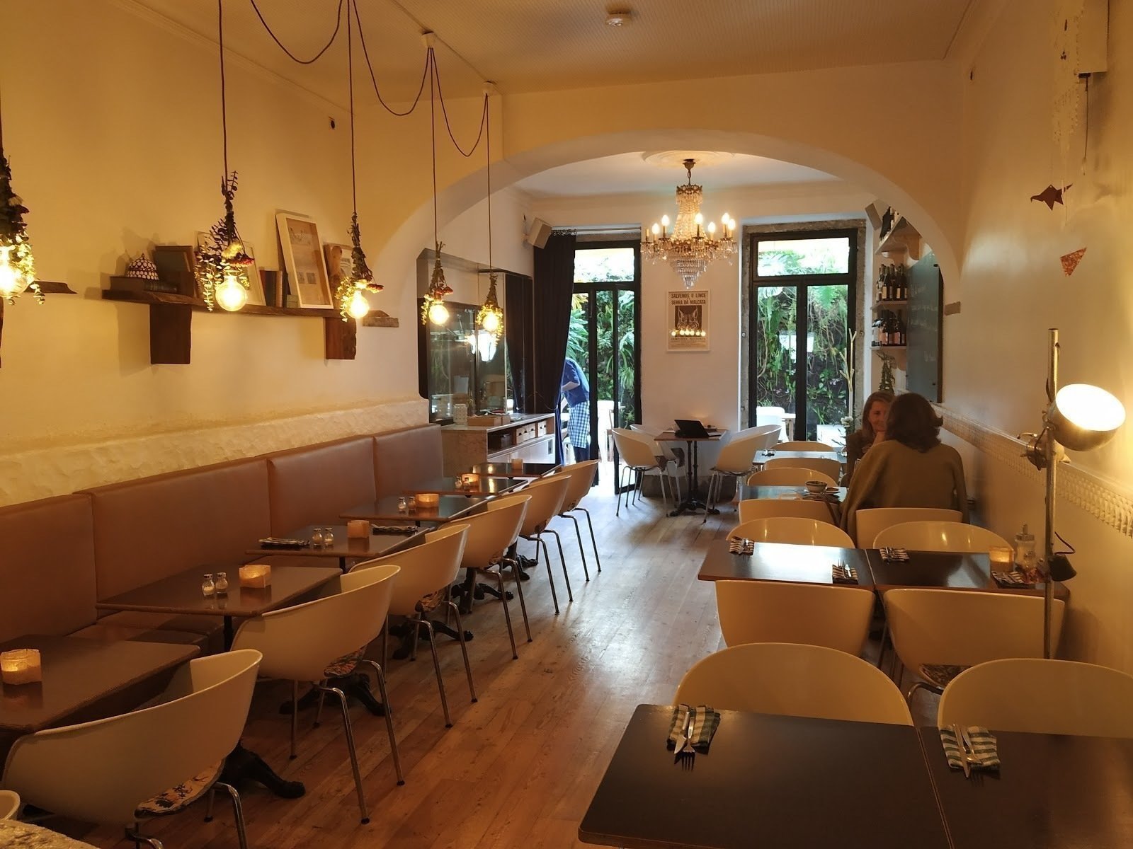 Café Royale: A Work-Friendly Place in Lisbon