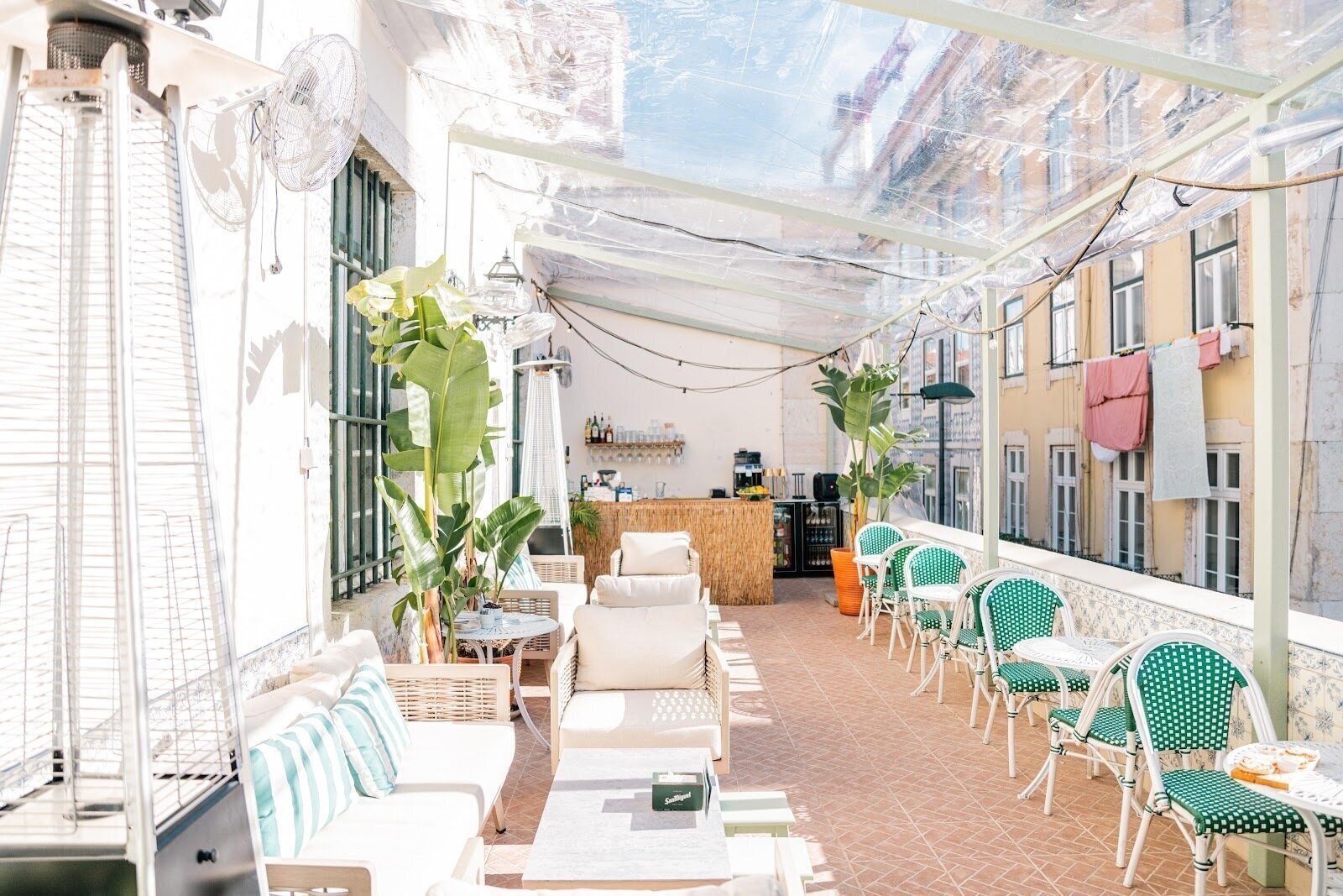 San Gines Terraza: A Work-Friendly Place in Lisbon