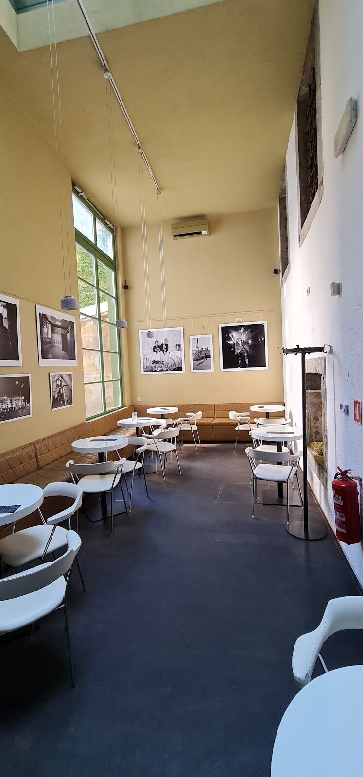 LP BAR: A Work-Friendly Place in Ljubljana