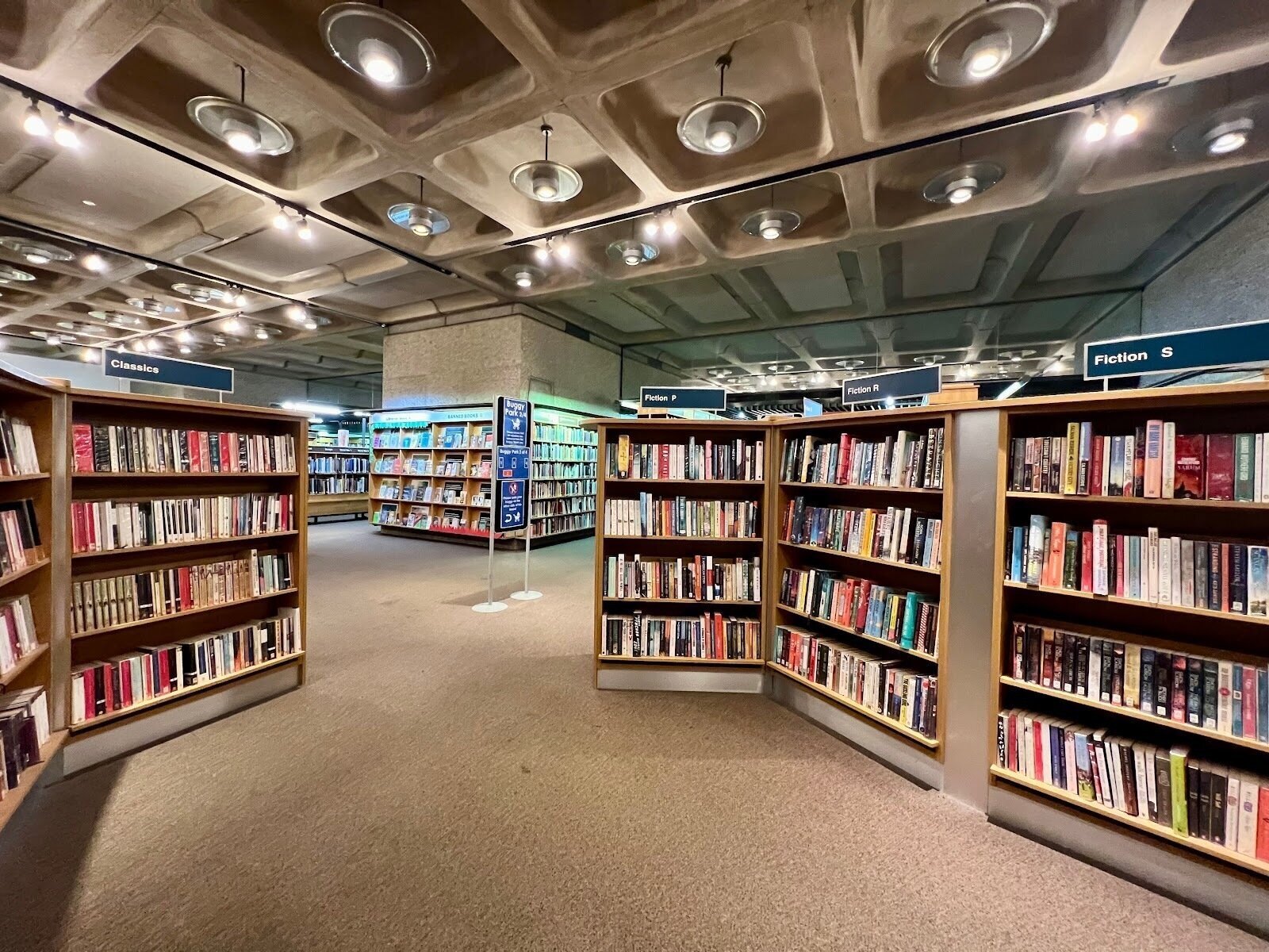 <span class="translation_missing" title="translation missing: en.meta.location_title, location_name: Barbican Library, city: London">Location Title</span>