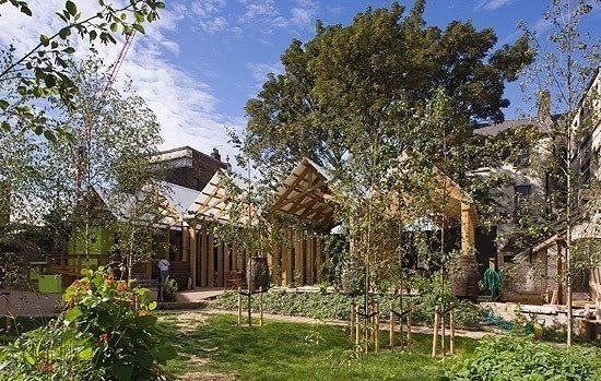 <span class="translation_missing" title="translation missing: en.meta.location_title, location_name: Dalston Eastern Curve Garden, city: London">Location Title</span>