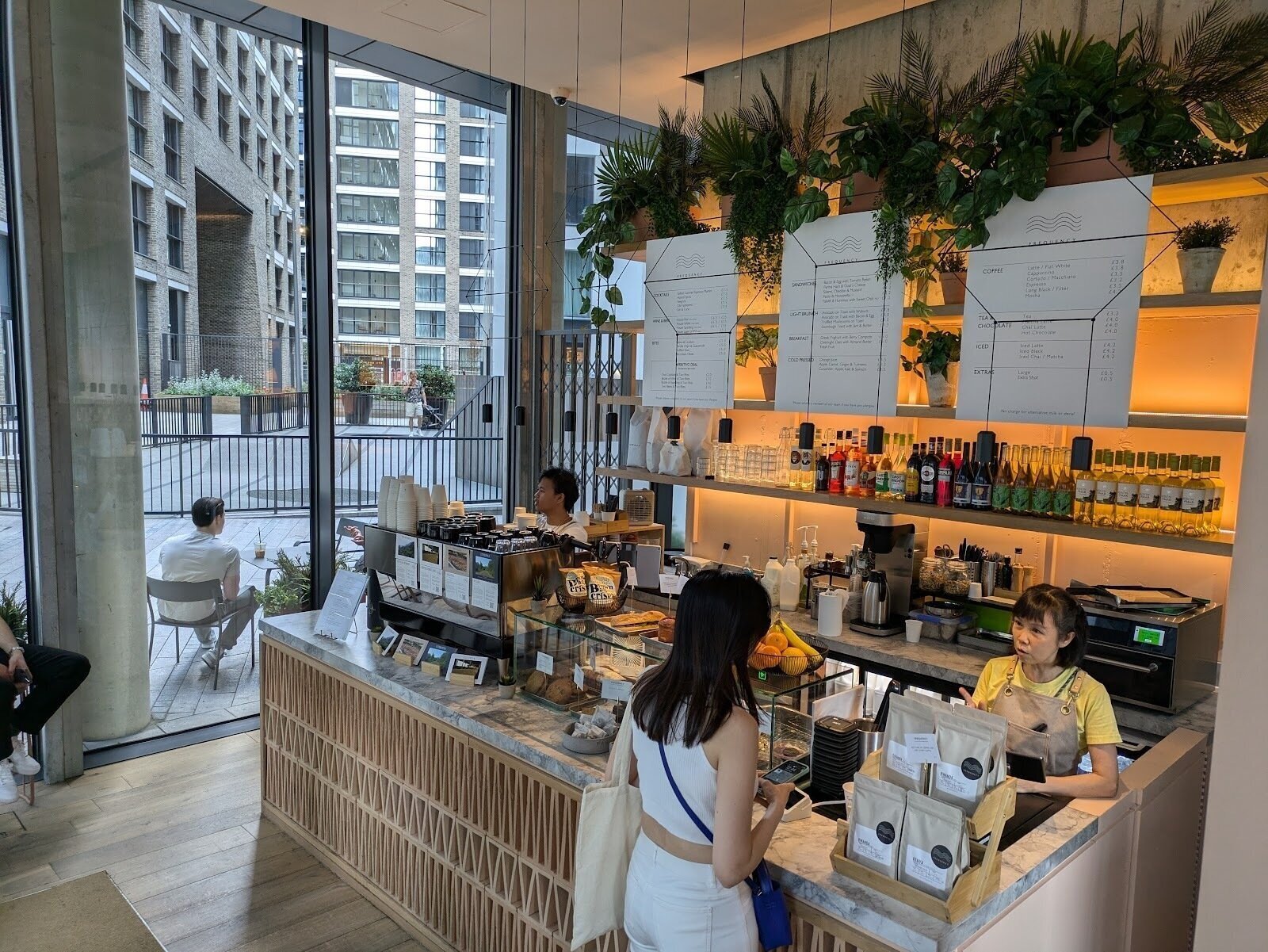 <span class="translation_missing" title="translation missing: en.meta.location_title, location_name: Frequency Coffee Aldgate, city: London">Location Title</span>