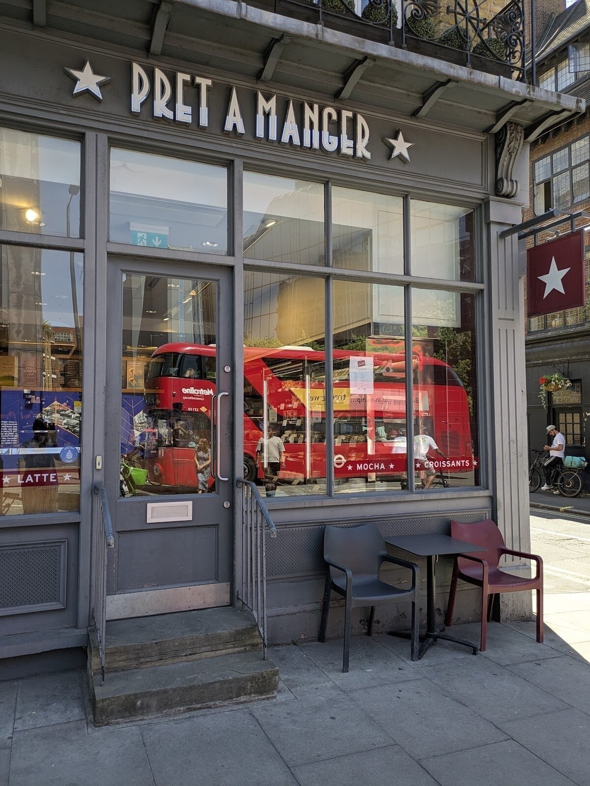 <span class="translation_missing" title="translation missing: en.meta.location_title, location_name: Pret A Manger @ Kennedy House, city: London">Location Title</span>