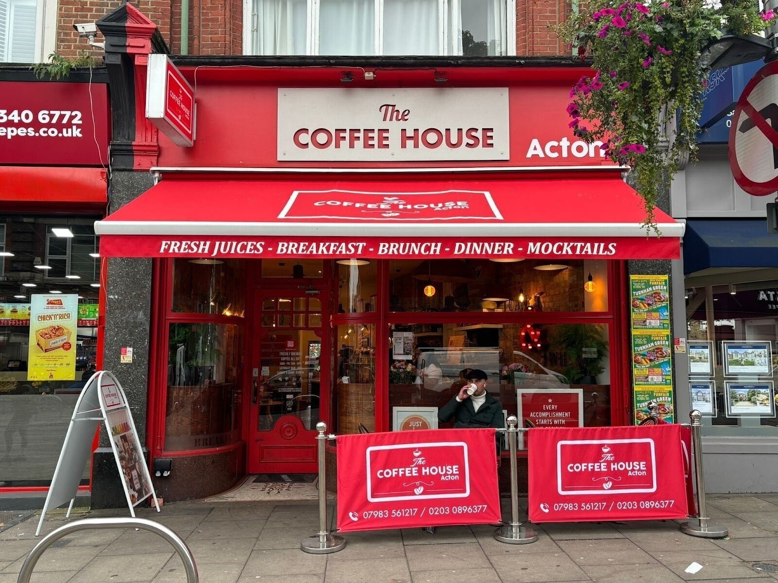 <span class="translation_missing" title="translation missing: en.meta.location_title, location_name: The Coffee House, city: London">Location Title</span>