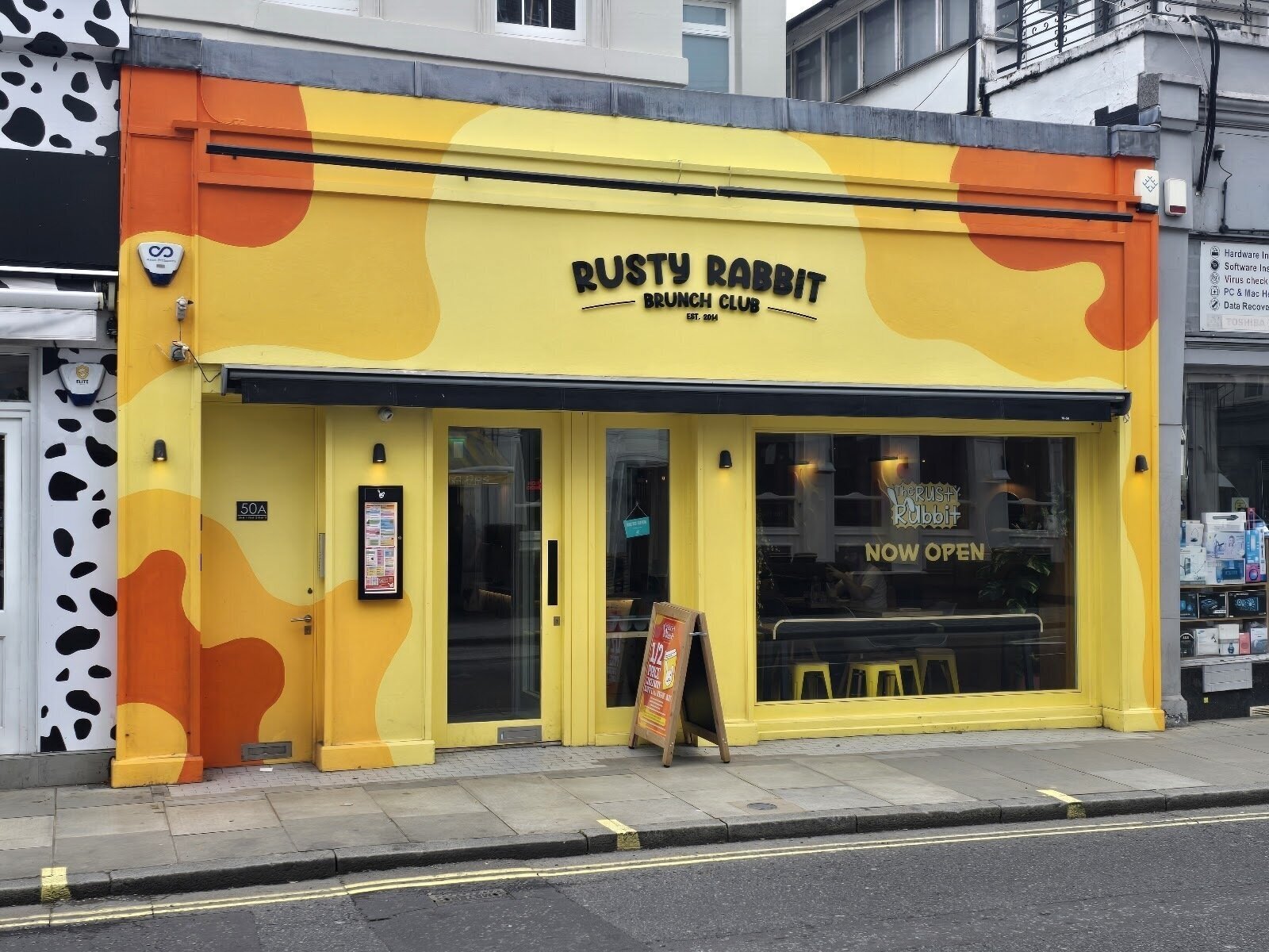 <span class="translation_missing" title="translation missing: en.meta.location_title, location_name: The Rusty Rabbit, city: London">Location Title</span>