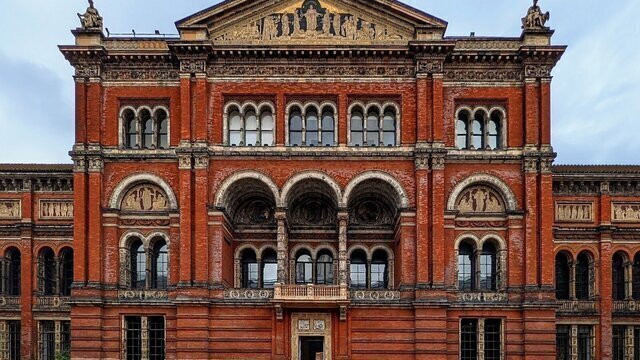 Victoria and Albert Museum