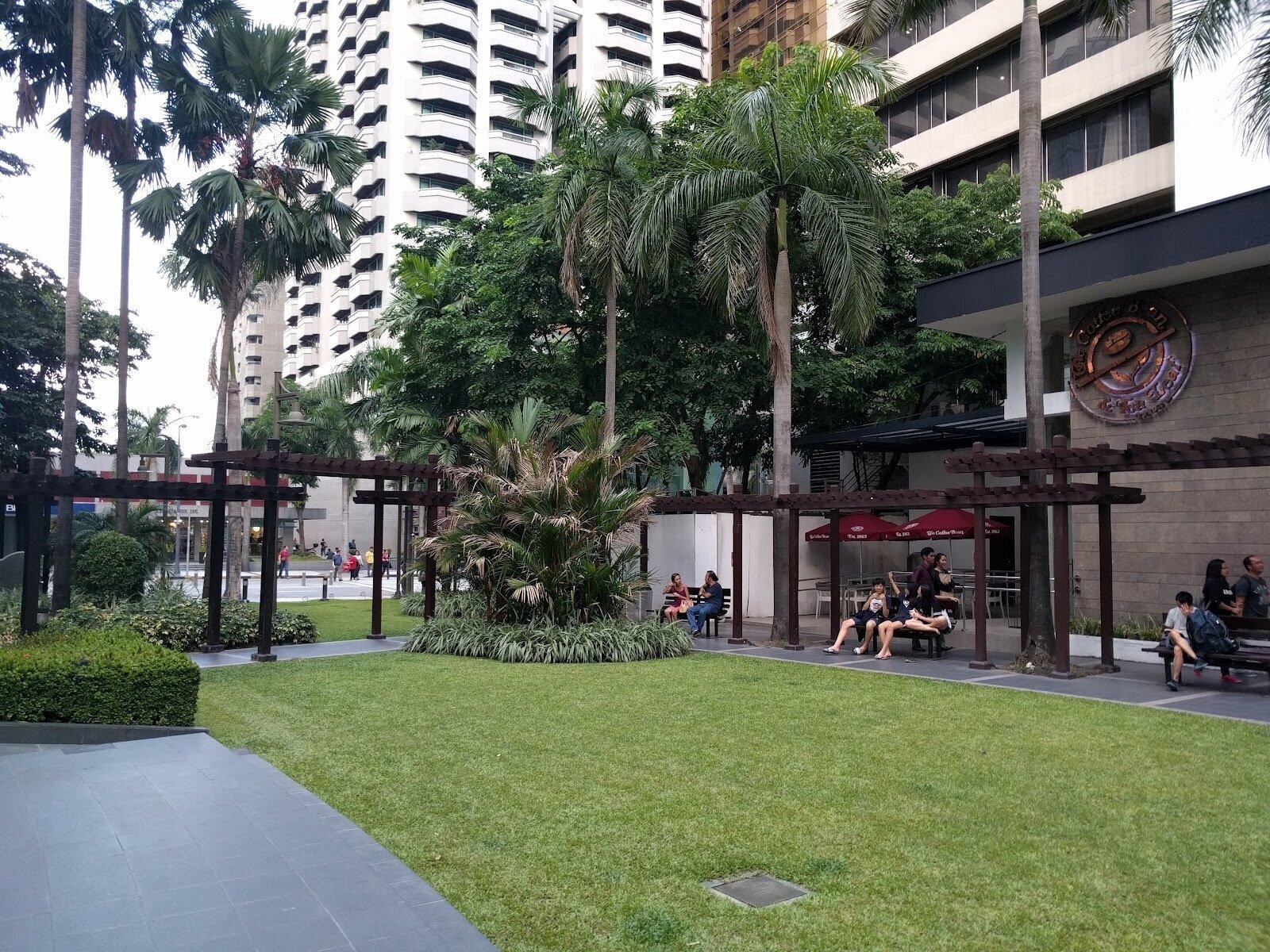 Ortigas Park: A Work-Friendly Place in Manila