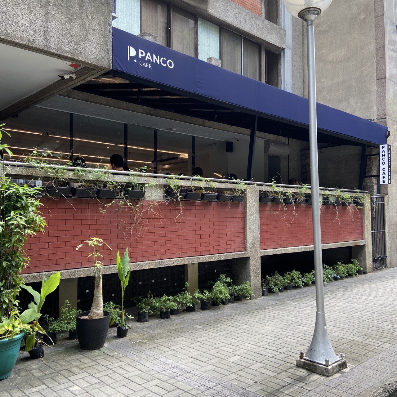 <span class="translation_missing" title="translation missing: en.meta.location_title, location_name: Panco Cafe - Legazpi Makati, city: Manila">Location Title</span>