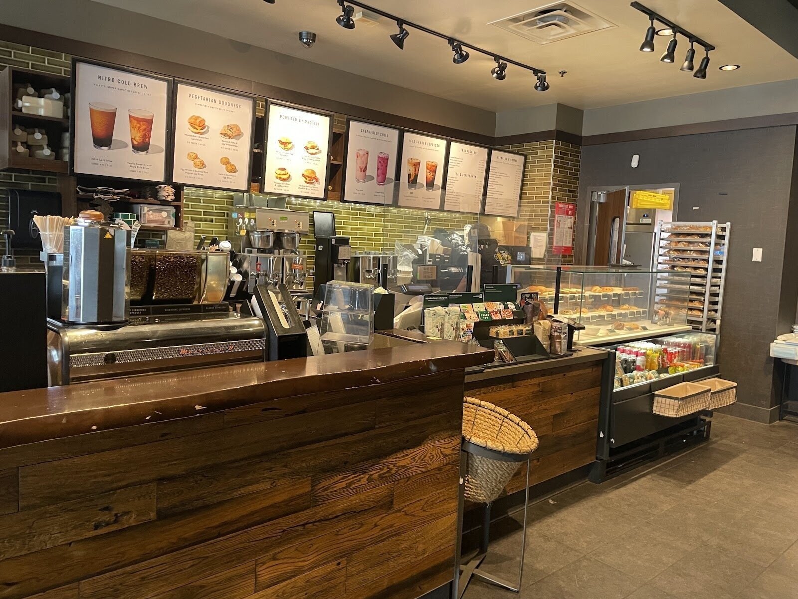 <span class="translation_missing" title="translation missing: en.meta.location_title, location_name: Starbucks Coffee Company, city: McAllen">Location Title</span>
