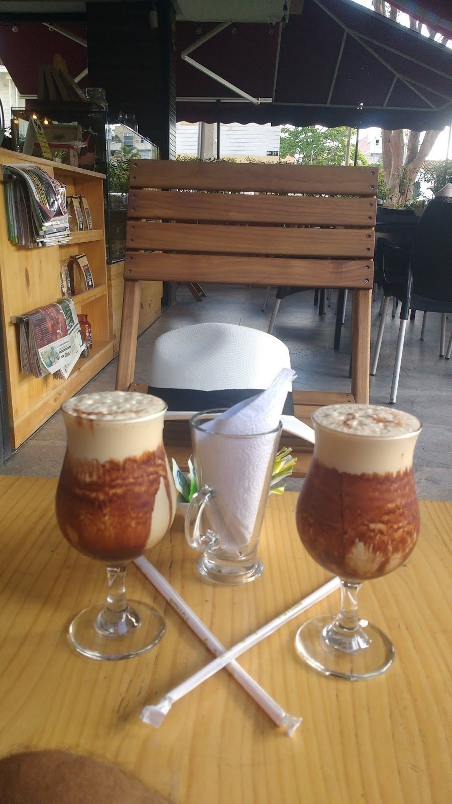 <span class="translation_missing" title="translation missing: en.meta.location_title, location_name: Café Opal, city: Medellin">Location Title</span>
