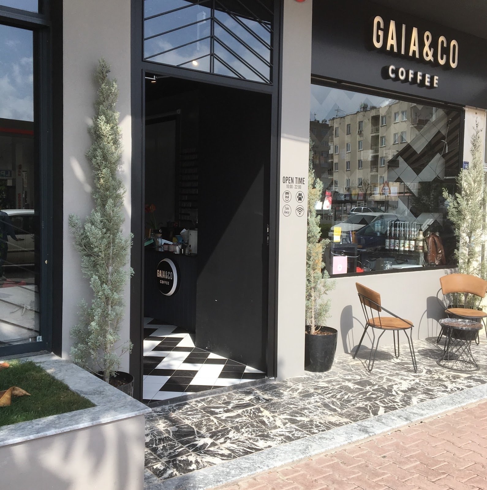 <span class="translation_missing" title="translation missing: en.meta.location_title, location_name: Gaia &amp; Co Coffee, city: Mersin">Location Title</span>