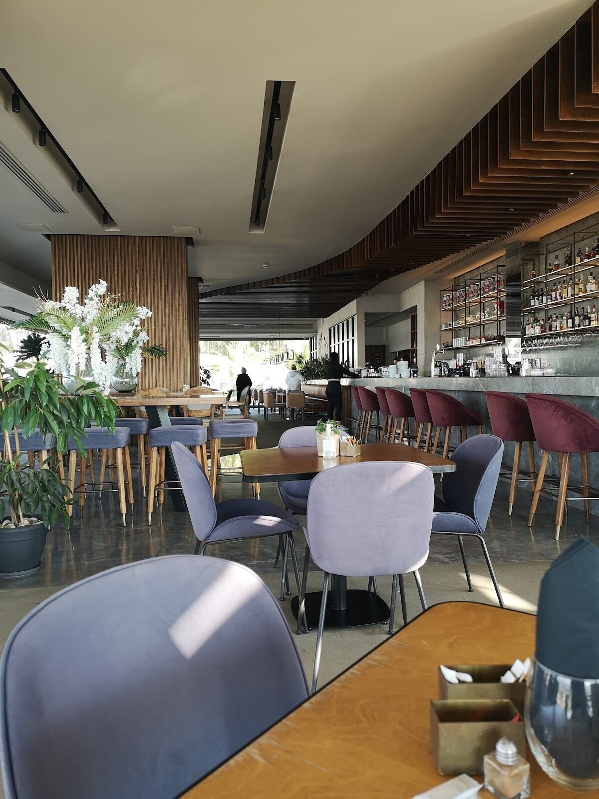 Plaza Messolonghi: A Work-Friendly Place in Missolonghi