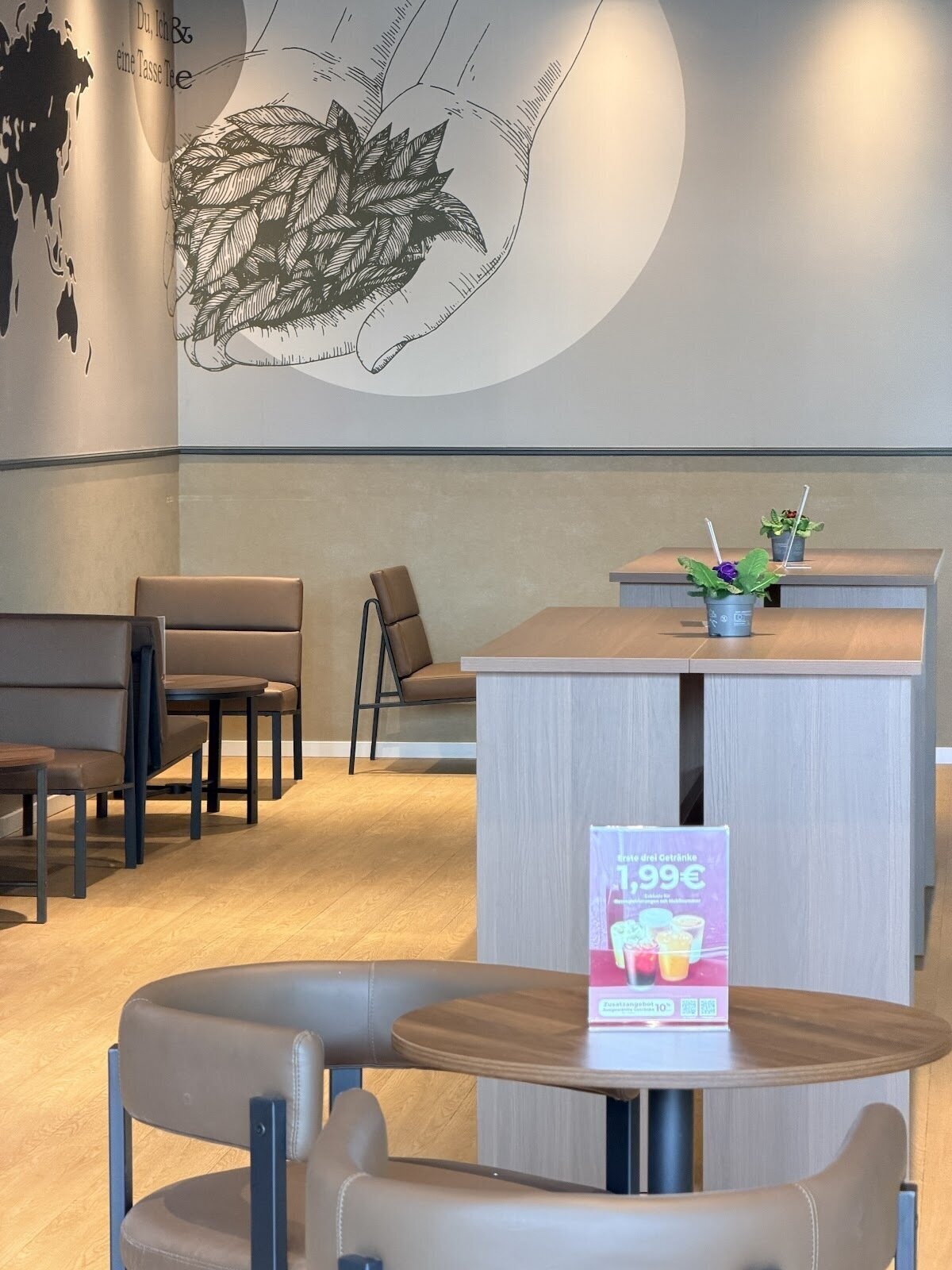 <span class="translation_missing" title="translation missing: en.meta.location_title, location_name: Cotti Coffee, city: Mönchengladbach">Location Title</span>