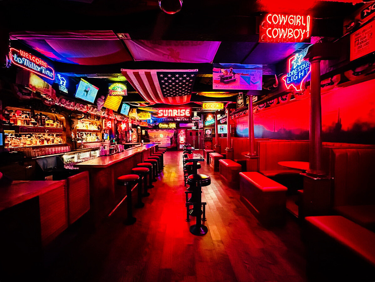 <span class="translation_missing" title="translation missing: en.meta.location_title, location_name: Spaghetti Western, city: Montreal">Location Title</span>