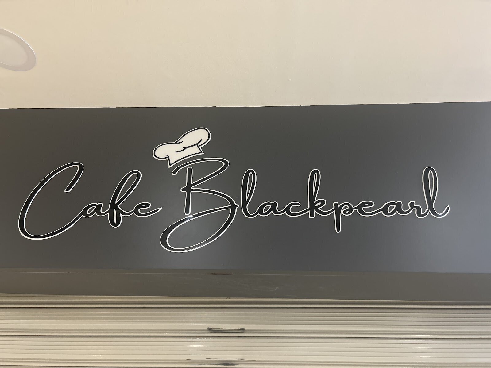 <span class="translation_missing" title="translation missing: en.meta.location_title, location_name: Cafe Blackpearl, city: Nashik">Location Title</span>