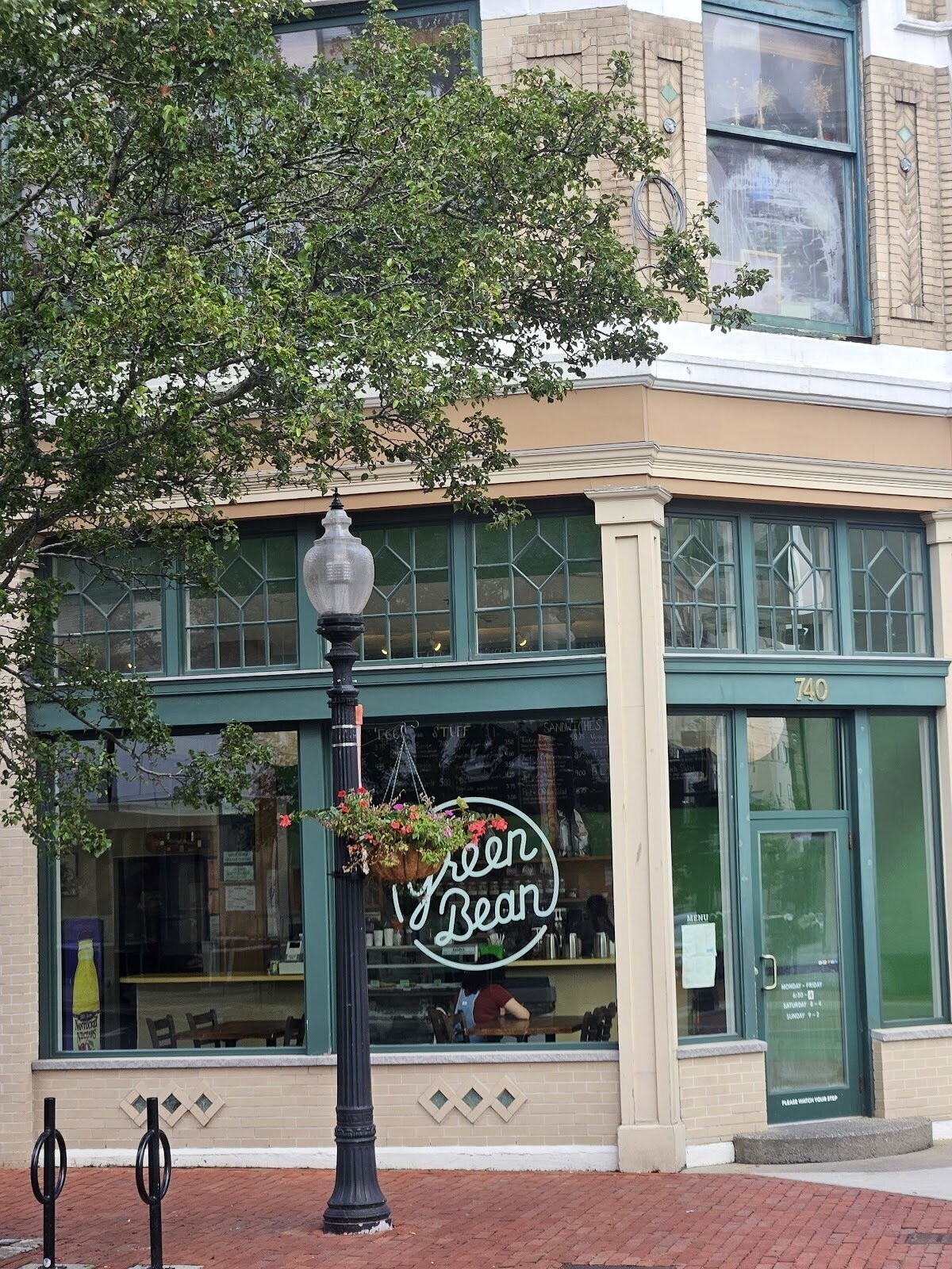 <span class="translation_missing" title="translation missing: en.meta.location_title, location_name: Green Bean, city: New Bedford">Location Title</span>
