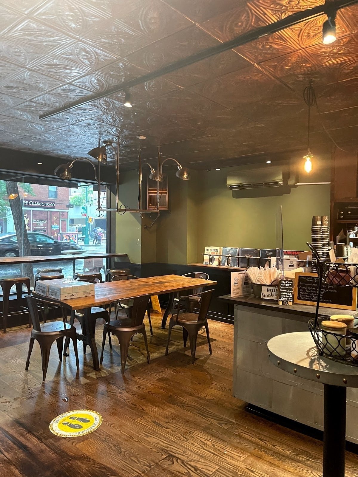 Ground Central Coffee Company: A Work-Friendly Place in New York