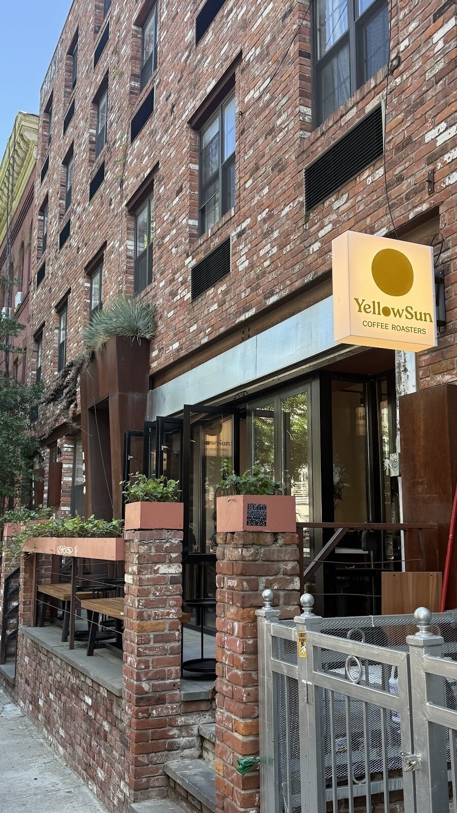 YellowSun Coffee: A Work-Friendly Place in New York