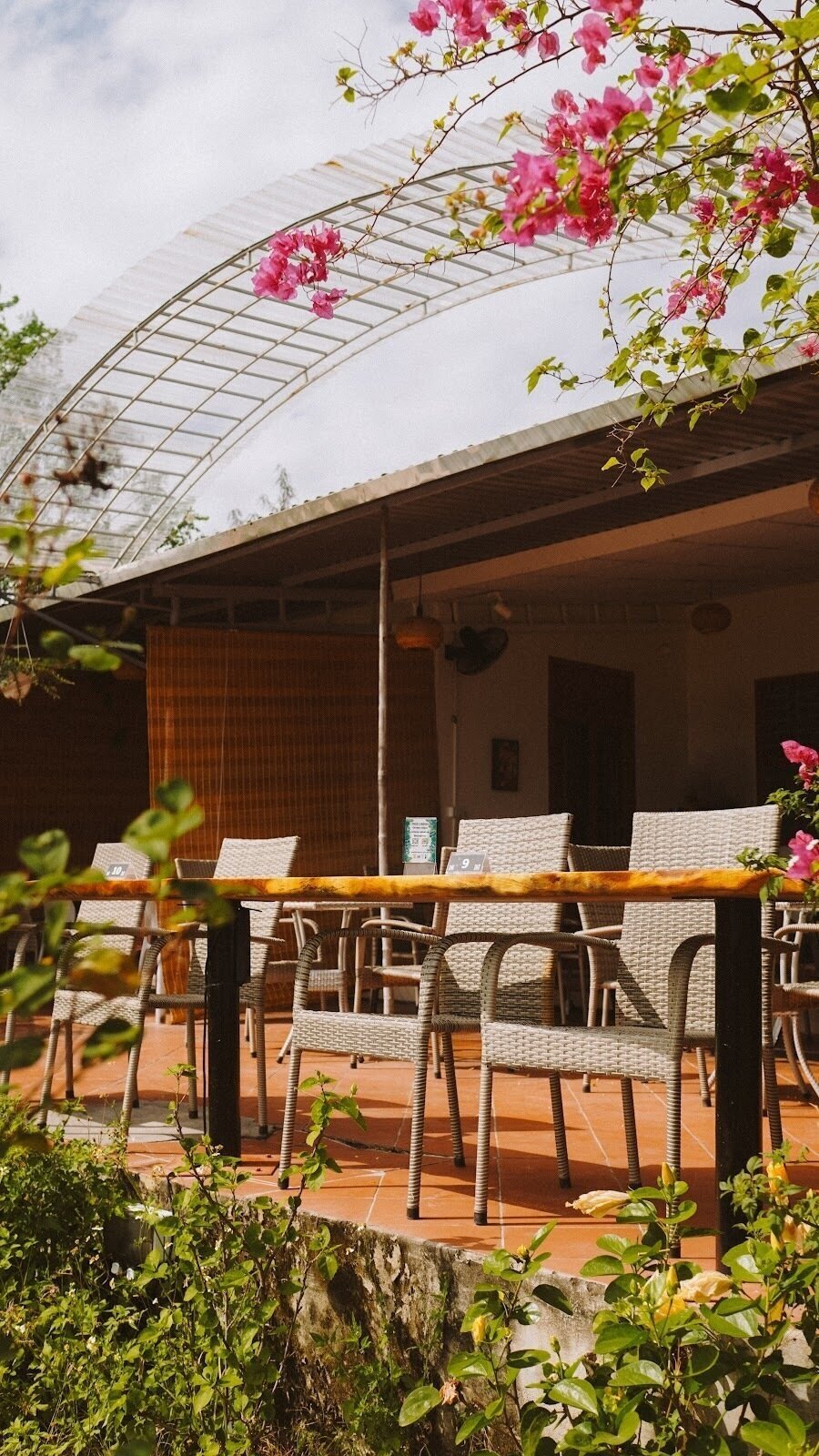Veranda - restaurant & bar: A Work-Friendly Place in Nha Trang