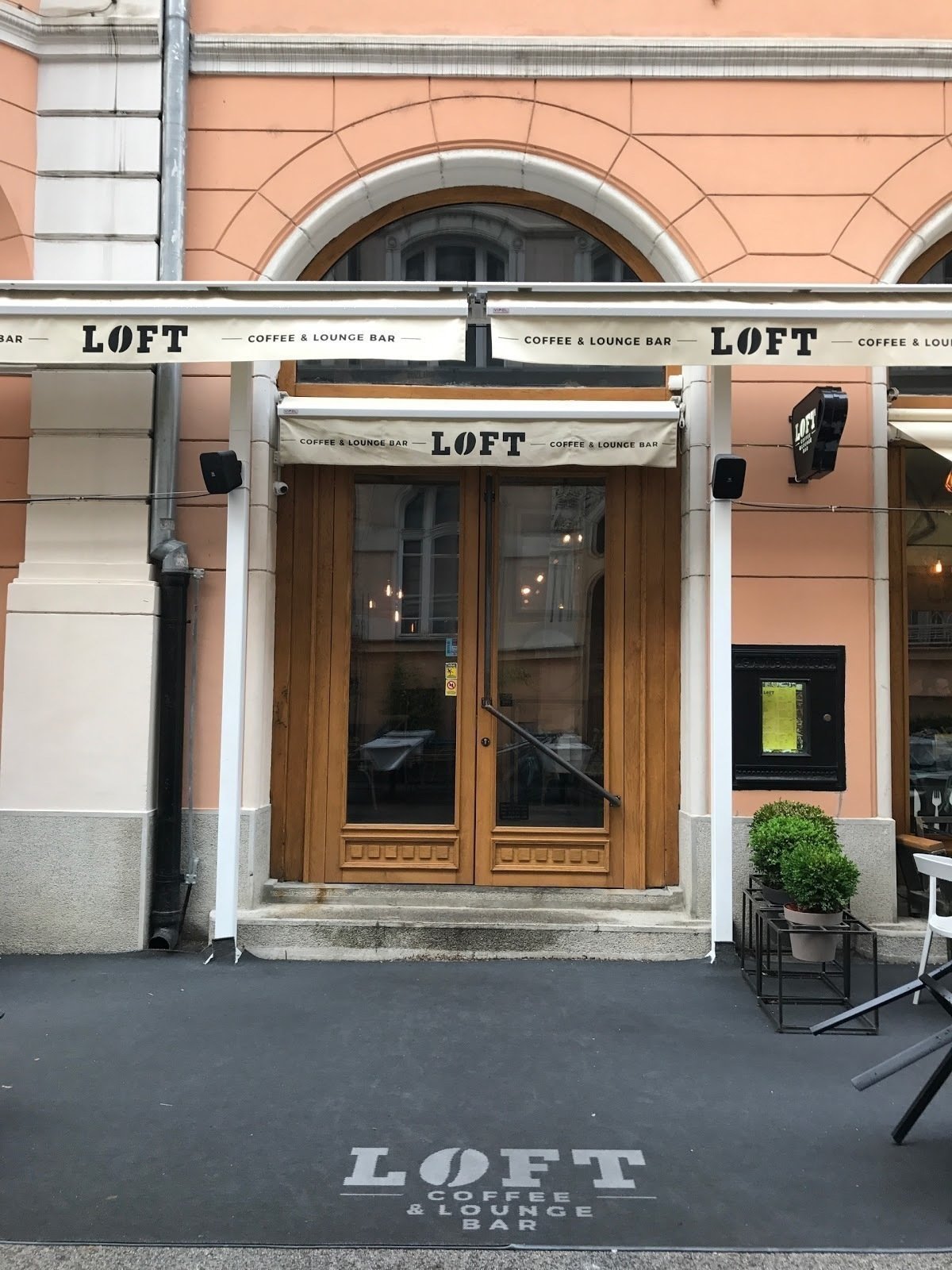 Loft, Coffee & Lounge Bar: A Work-Friendly Place in Novi Sad