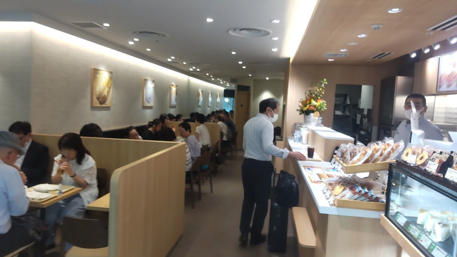 <span class="translation_missing" title="translation missing: en.meta.location_title, location_name: Doutor Coffee, city: Osaka">Location Title</span>