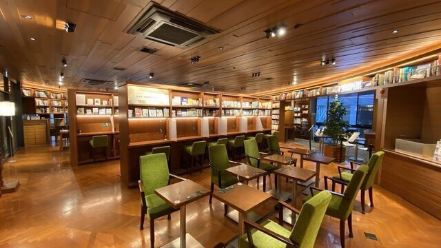 Starbucks Coffee - TSUTAYA Umeda MeRISE