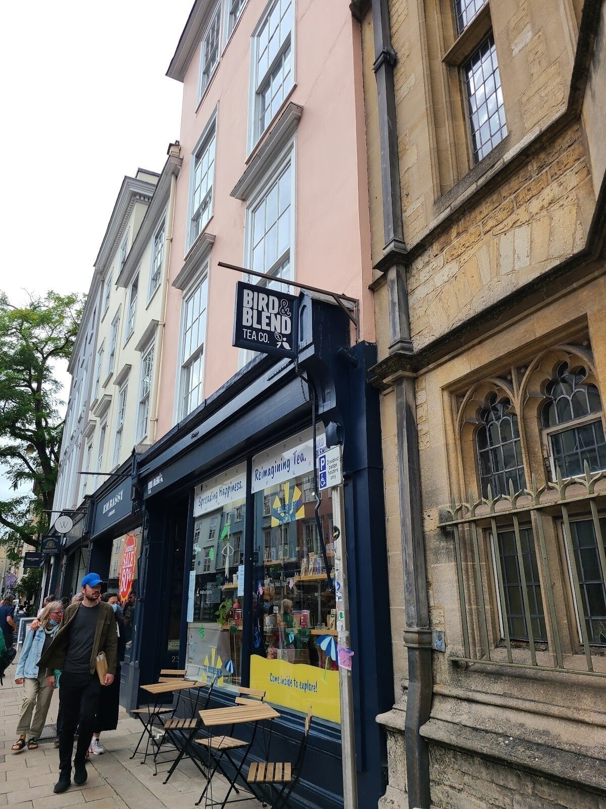 <span class="translation_missing" title="translation missing: en.meta.location_title, location_name: Bird &amp; Blend Tea Co., city: Oxford">Location Title</span>