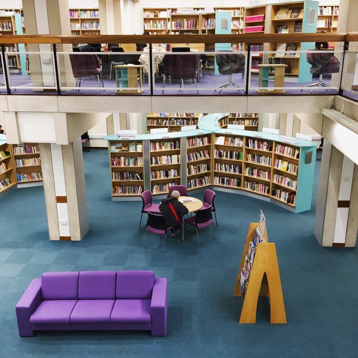 <span class="translation_missing" title="translation missing: en.meta.location_title, location_name: Oxfordshire County Library, city: Oxford">Location Title</span>