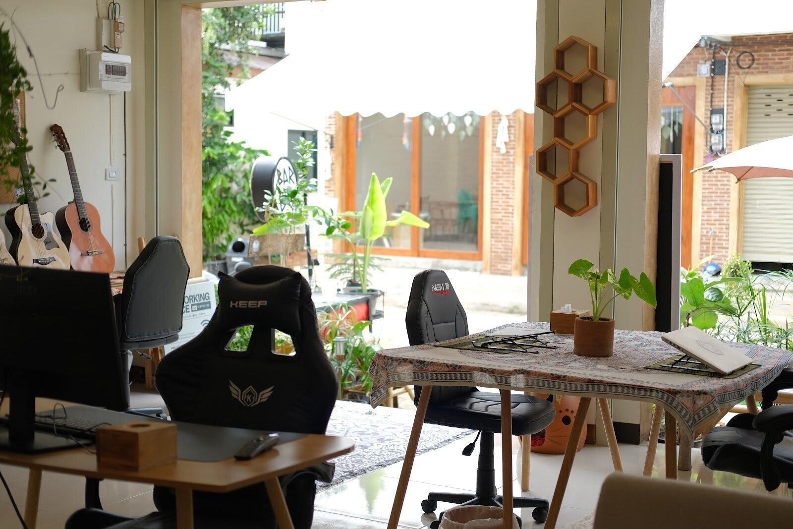 Poke Pai Coworking: A Work-Friendly Place in Pai