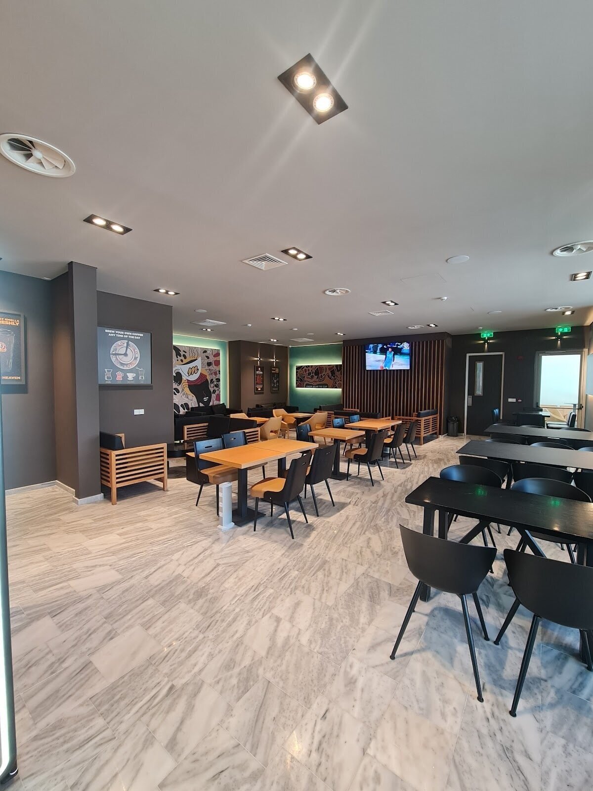 Mikel Coffee Tepak Paphos: A Work-Friendly Place in Paphos