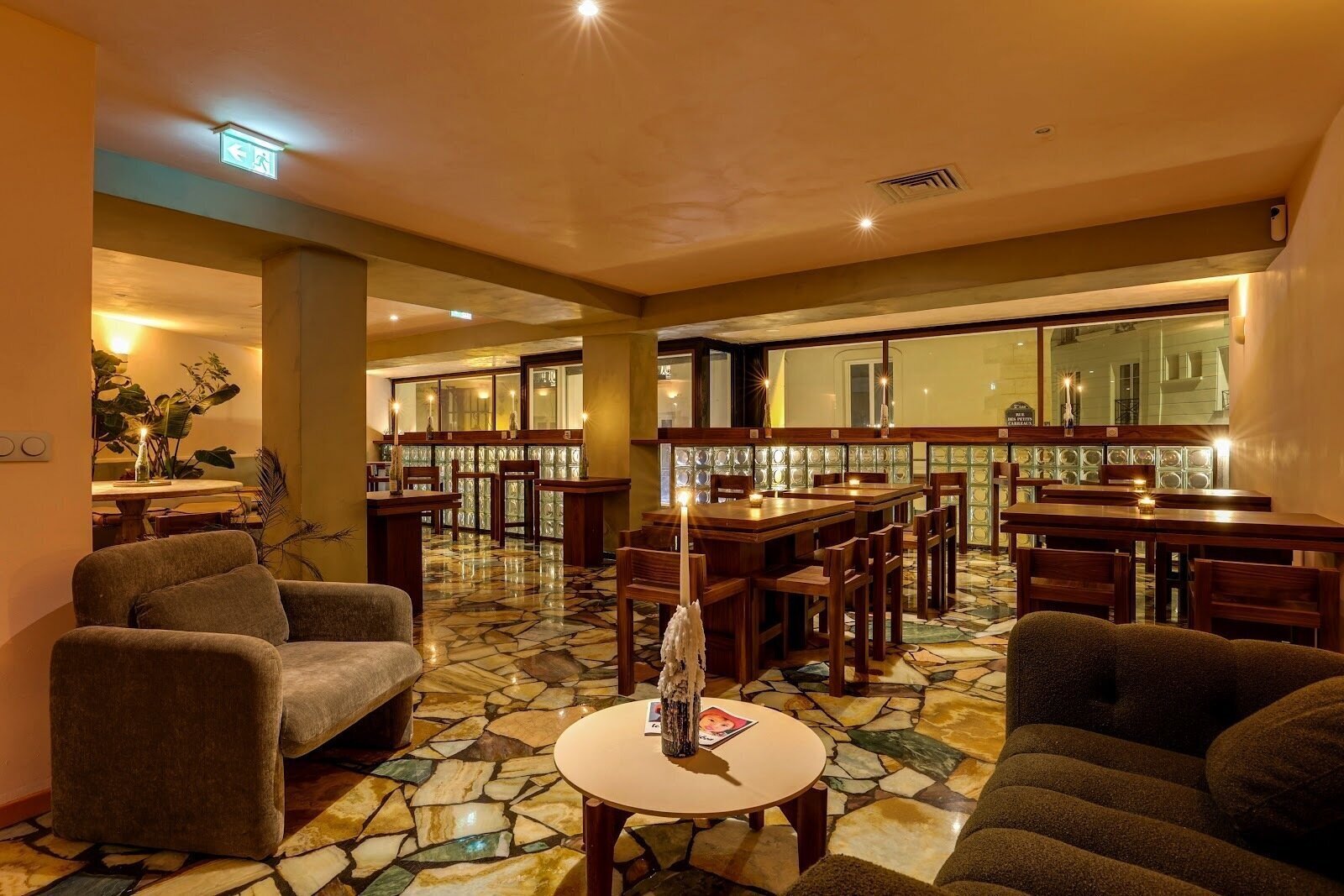 <span class="translation_missing" title="translation missing: en.meta.location_title, location_name: Journey, city: Paris">Location Title</span>