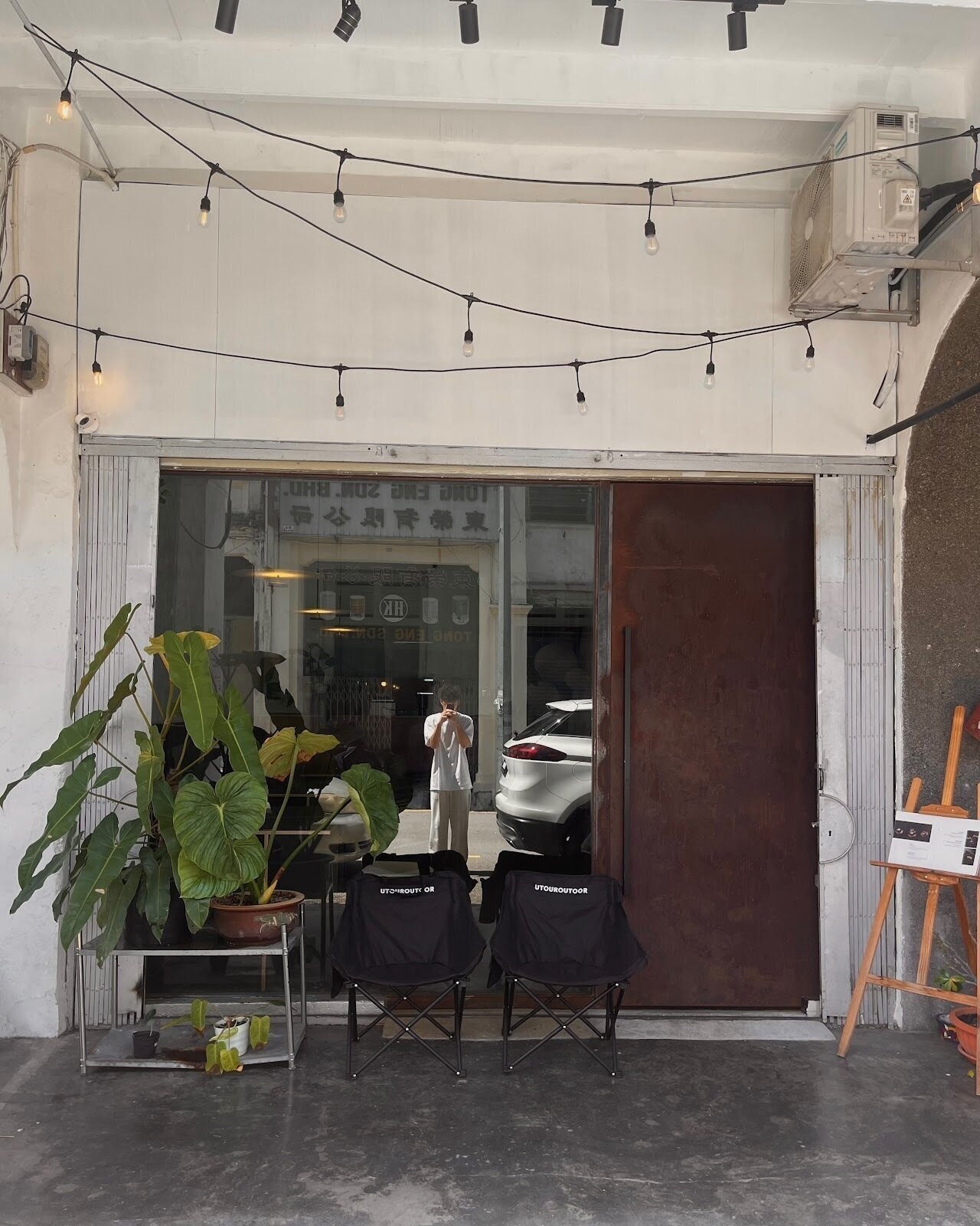 <span class="translation_missing" title="translation missing: en.meta.location_title, location_name: Cups &amp; Co. Cafe, city: Penang">Location Title</span>