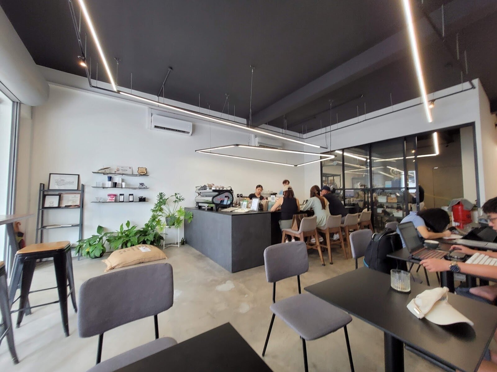 Reframe Coffee Roasters: A Work-Friendly Place in Penang