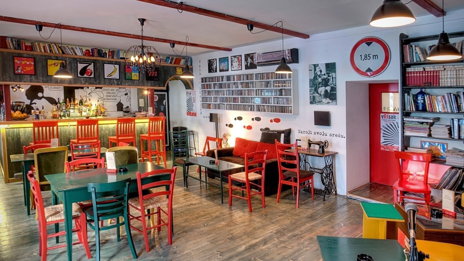 <span class="translation_missing" title="translation missing: en.meta.location_title, location_name: Book caffe Dnevni boravak, city: Rijeka">Location Title</span>