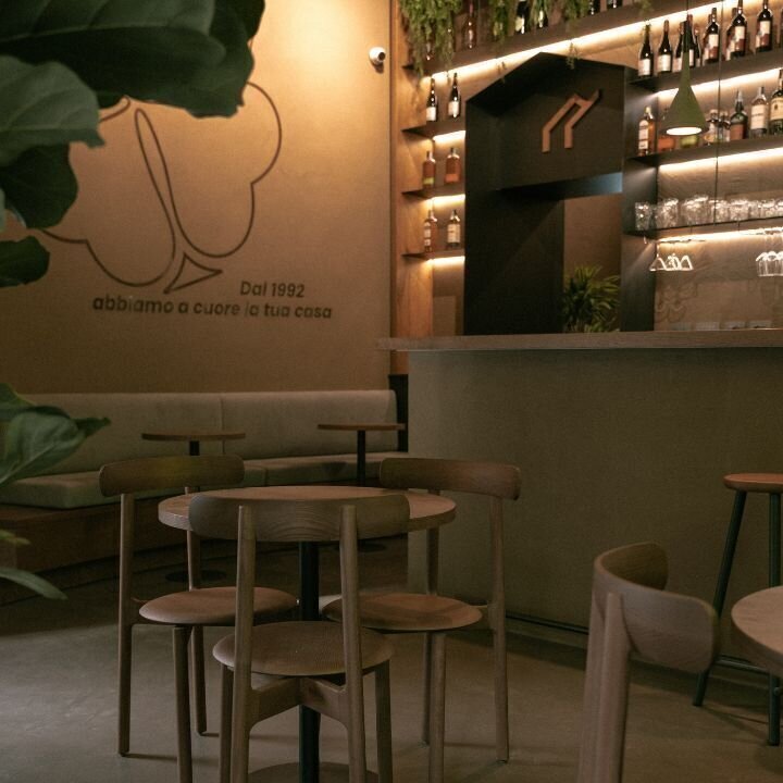 <span class="translation_missing" title="translation missing: en.meta.location_title, location_name: The Forum | Bistrot &amp; Coworking, city: Rome">Location Title</span>