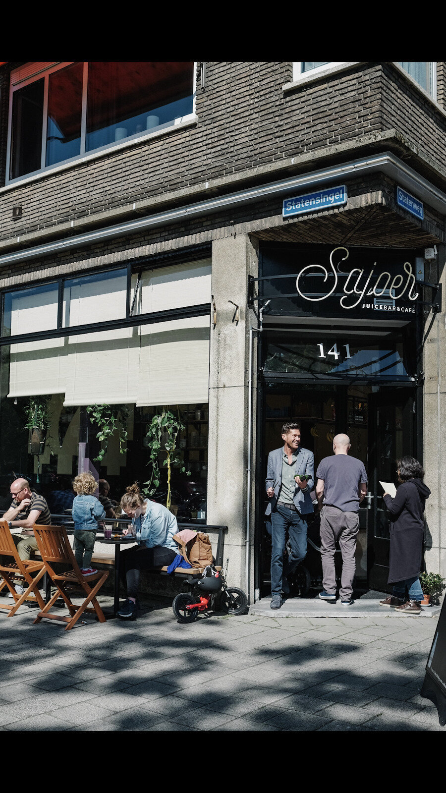 <span class="translation_missing" title="translation missing: en.meta.location_title, location_name: Sajoer, city: Rotterdam">Location Title</span>