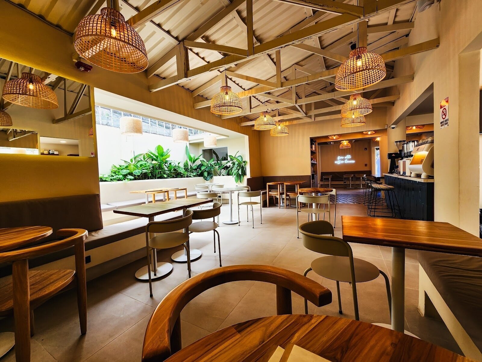 <span class="translation_missing" title="translation missing: en.meta.location_title, location_name: Libertario Coffee Roasters, city: San José">Location Title</span>