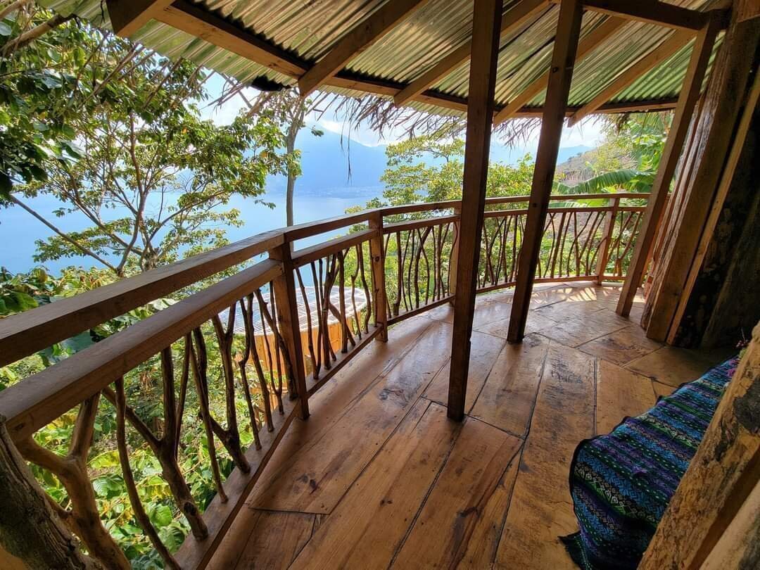Arco Isis Sanctuary: A Work-Friendly Place in San Marcos La Laguna