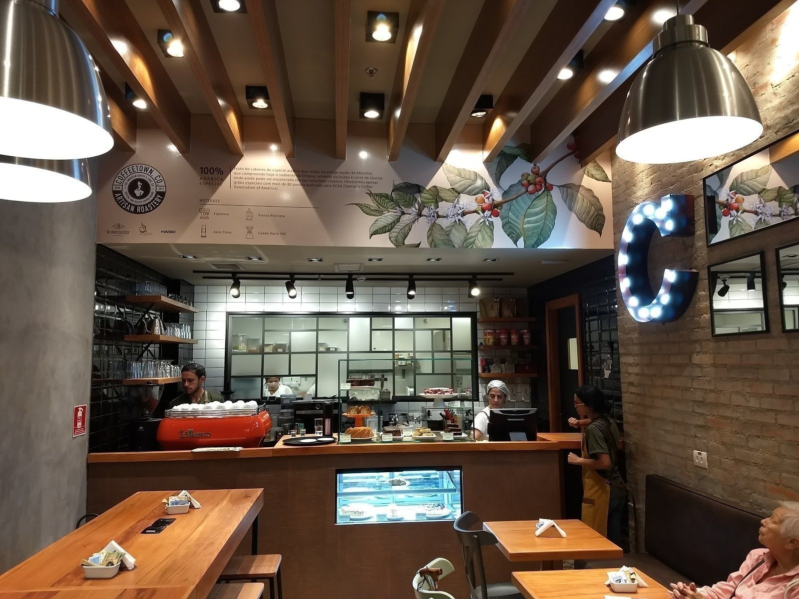 Coffeetown: A Work-Friendly Place in São Paulo