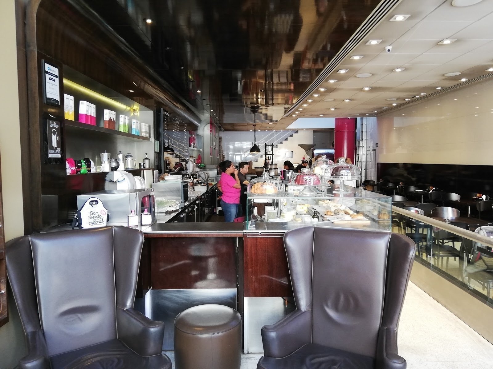 Suplicy Specialty Coffees: A Work-Friendly Place in São Paulo