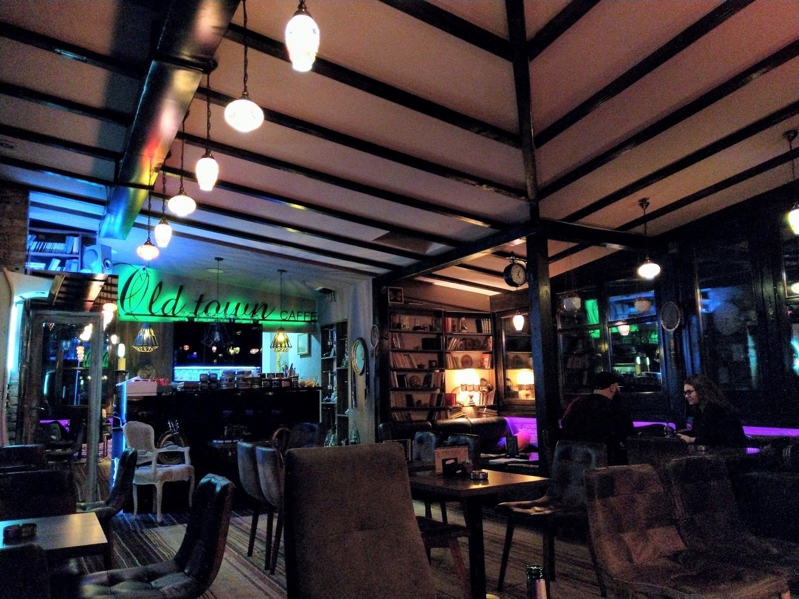 <span class="translation_missing" title="translation missing: en.meta.location_title, location_name: Old Town Caffe, city: Sarajevo">Location Title</span>